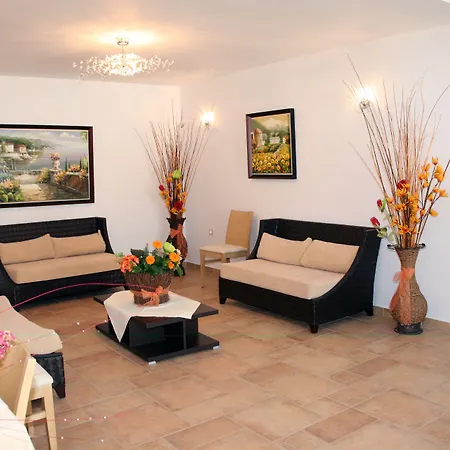 Katerina Hotel