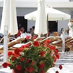 Katerina Hotel 3*